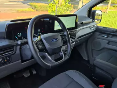 1000033204 -  - FORD CUSTOM DUB CAB LIMITED 2.0 TDCI 170 PK AUTOMAAT