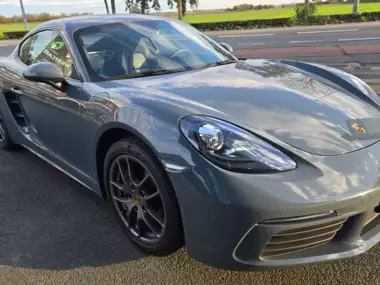 1000022027 -  - PORSCHE 718 2.0 TURBO PDK GRAPHITE BLUE METALLIC